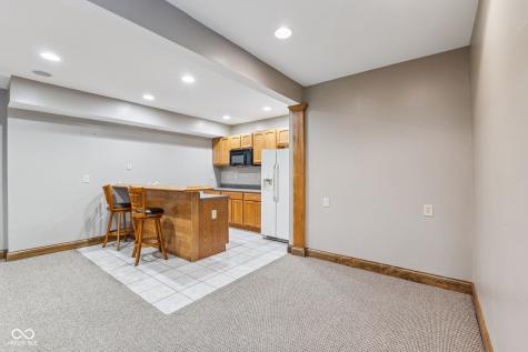 2164 Ridgemere Way Greenwood IN 46143