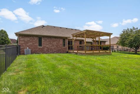 2164 Ridgemere Way Greenwood IN 46143