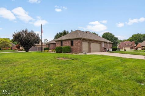 2164 Ridgemere Way Greenwood IN 46143