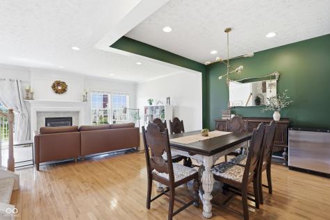 11809 Harvard Lane Carmel IN 46032