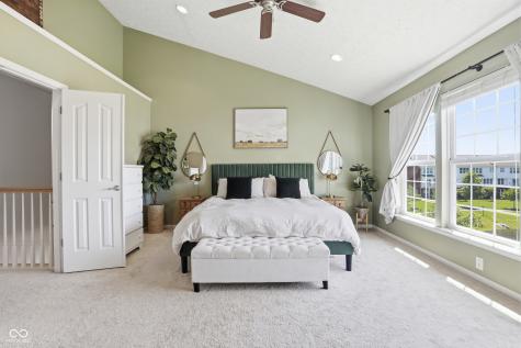 11809 Harvard Lane Carmel IN 46032