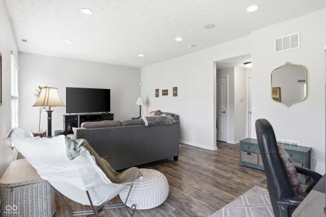 11809 Harvard Lane Carmel IN 46032