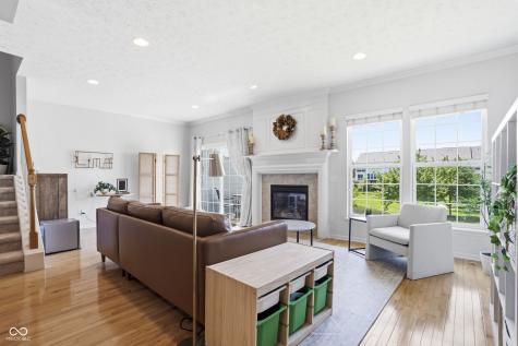 11809 Harvard Lane Carmel IN 46032