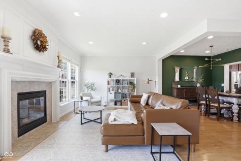 11809 Harvard Lane Carmel IN 46032
