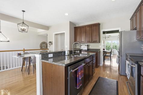 11809 Harvard Lane Carmel IN 46032
