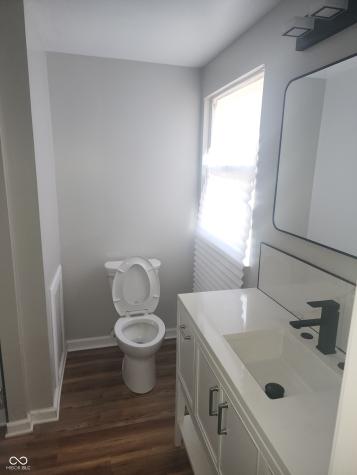 8738 Walma Drive Indianapolis IN 46219