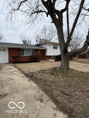 8738 Walma Drive Indianapolis IN 46219