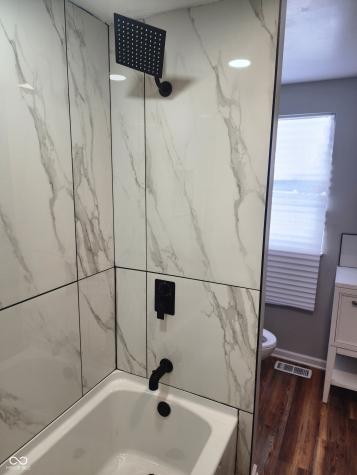 8738 Walma Drive Indianapolis IN 46219