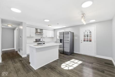 11345 Mcdowell Drive Indianapolis IN 46229