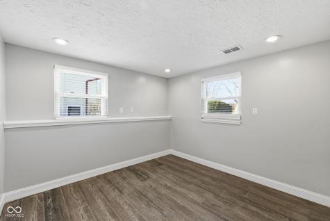 11345 Mcdowell Drive Indianapolis IN 46229