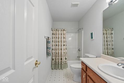 10773 Stable Drive Indianapolis IN 46239