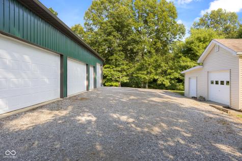 13421 Bellsville Pike Columbus IN 47201
