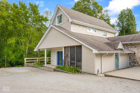 13421 Bellsville Pike Columbus IN 47201