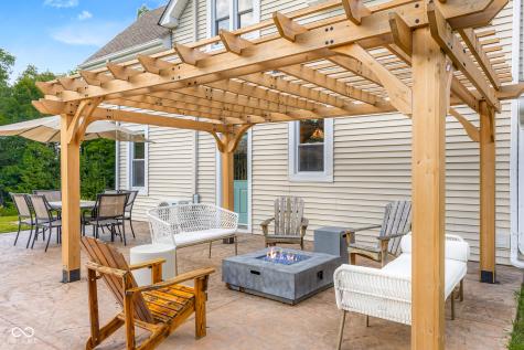 13421 Bellsville Pike Columbus IN 47201