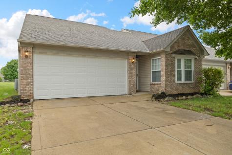 1943 Acorn Drive Franklin IN 46131