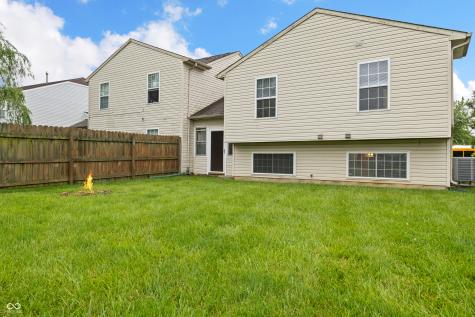 1943 Acorn Drive Franklin IN 46131