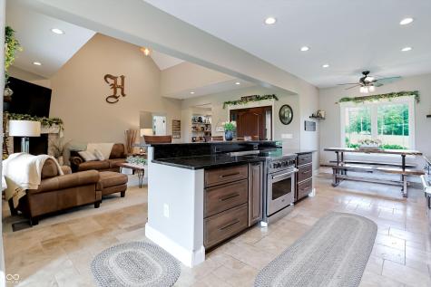 2937 W 100 S Franklin IN 46131
