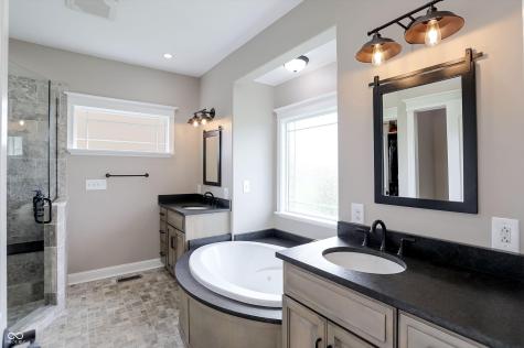 2937 W 100 S Franklin IN 46131
