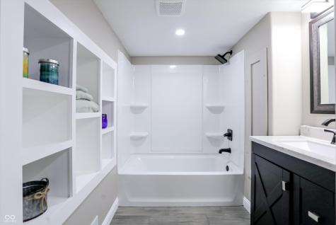 2937 W 100 S Franklin IN 46131