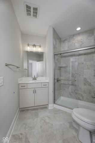 7066 Shenandoah Street Zionsville IN 46077