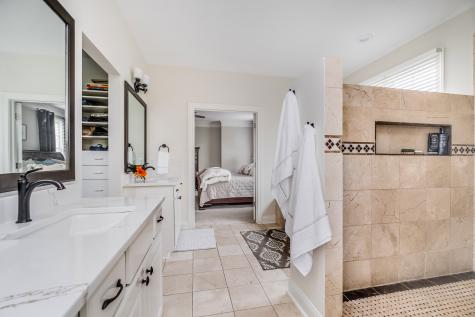 1886 Broughton Street Carmel IN 46032