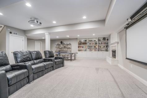 1886 Broughton Street Carmel IN 46032
