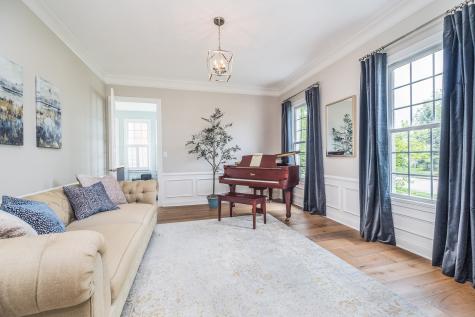 1886 Broughton Street Carmel IN 46032