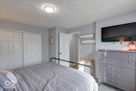 5323 Padre Lane Indianapolis IN 46237