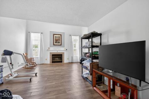 5304 Alameda Road Indianapolis IN 46228