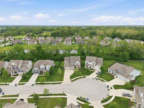 5521 Arrowgrass Court Noblesville IN 46062