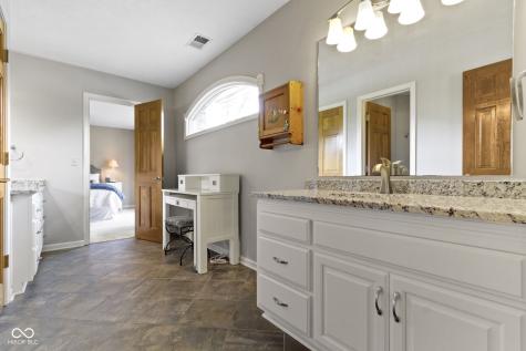 13 Ridgeline Drive Brownsburg IN 46112