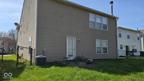 1220 N Aberdeen Drive Franklin IN 46131
