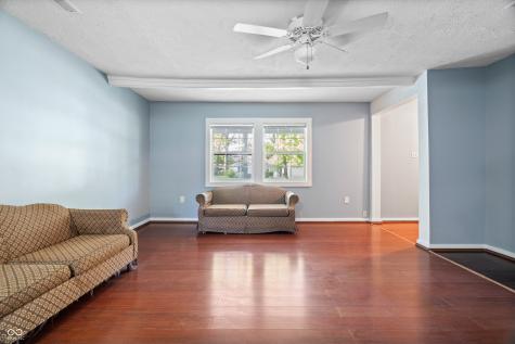 6232 Raleigh Drive Indianapolis IN 46219