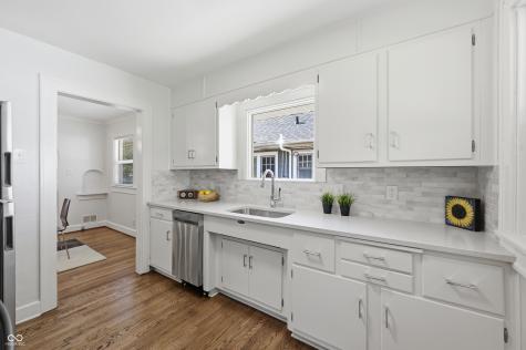 4910 N Kenwood Avenue Indianapolis IN 46208