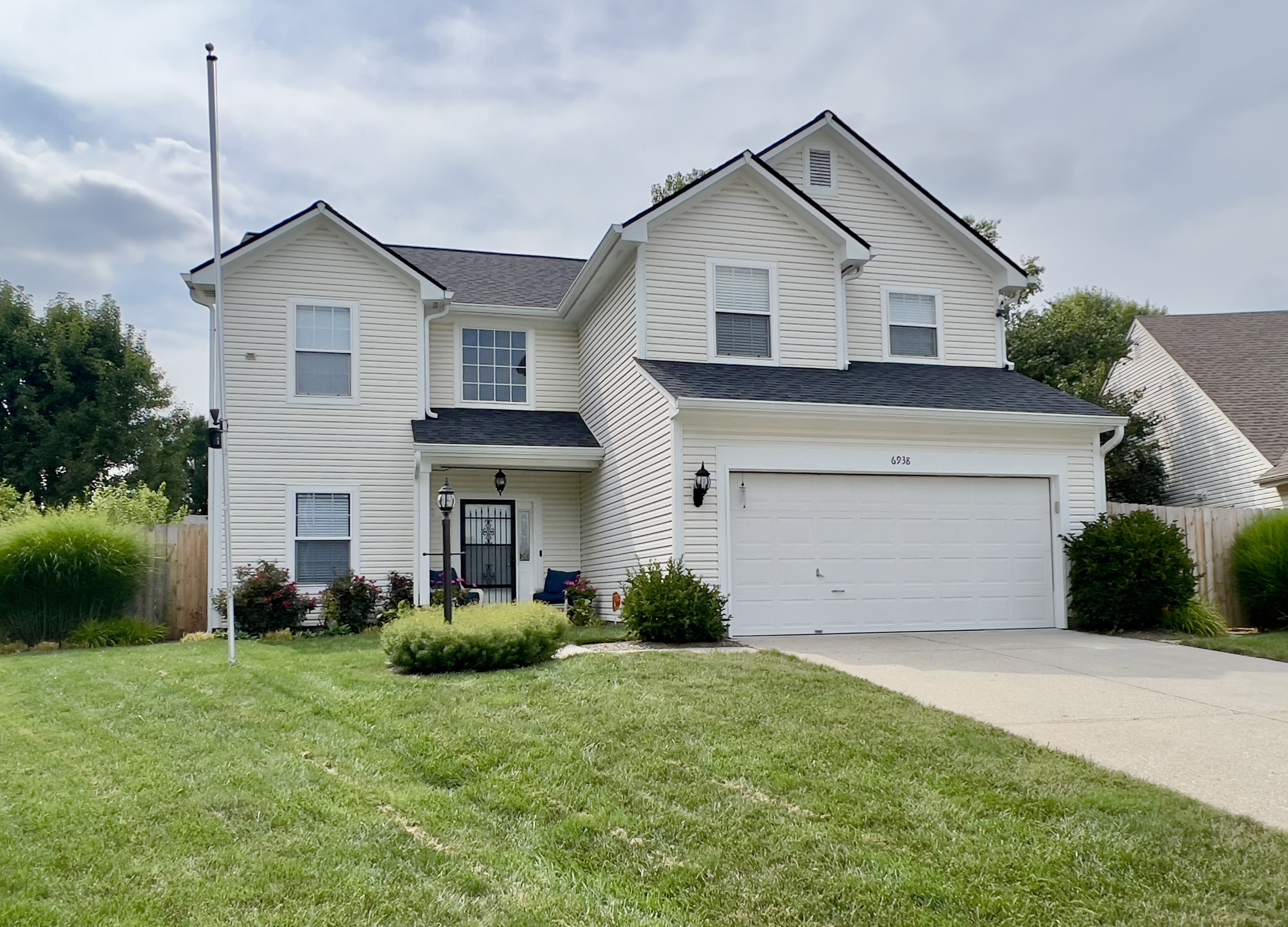 6938 Devinney Lane Indianapolis IN 46221