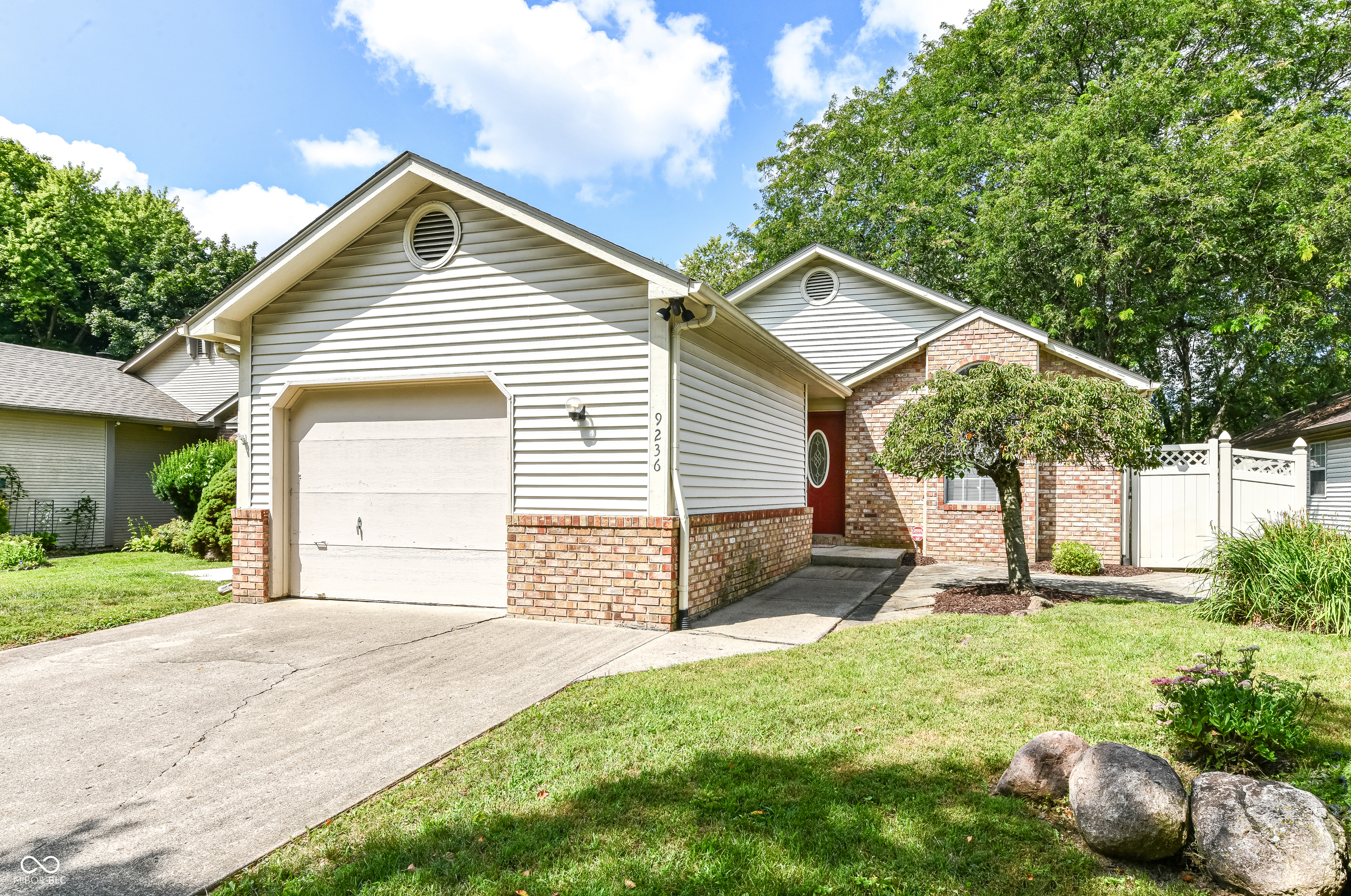 9236 N Park Avenue Indianapolis IN 46240