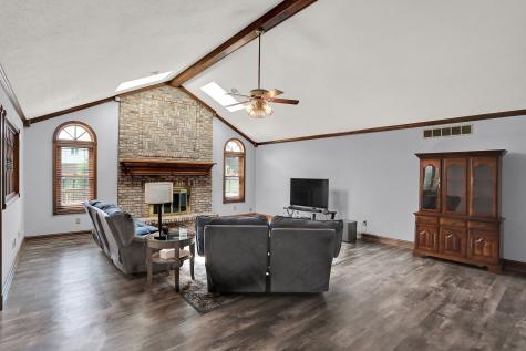 4225 Moss Ridge Court Indianapolis IN 46237