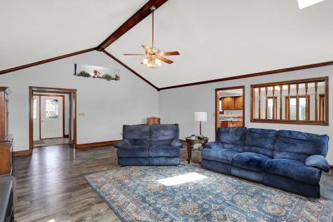 4225 Moss Ridge Court Indianapolis IN 46237