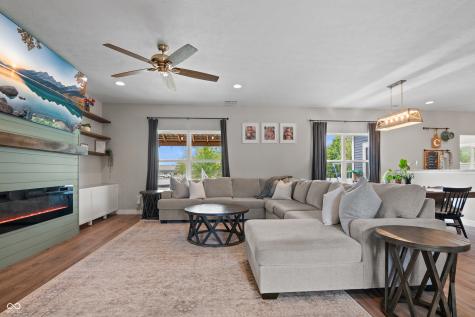 941 Knox Drive Franklin IN 46131