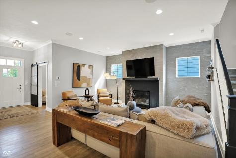 9864 Northern Lights Lane Carmel IN 46280