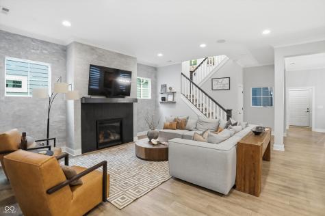 9864 Northern Lights Lane Carmel IN 46280