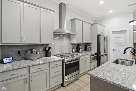 9864 Northern Lights Lane Carmel IN 46280