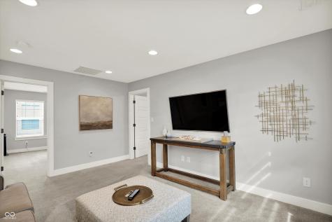 9864 Northern Lights Lane Carmel IN 46280