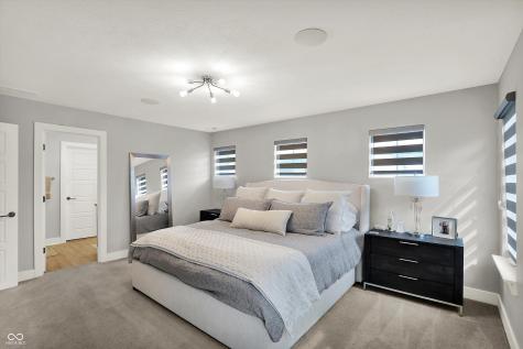 9864 Northern Lights Lane Carmel IN 46280