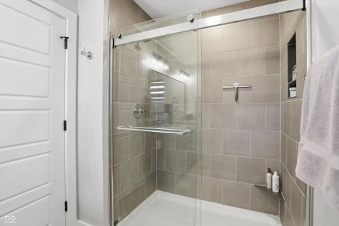 9864 Northern Lights Lane Carmel IN 46280