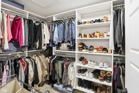 9864 Northern Lights Lane Carmel IN 46280