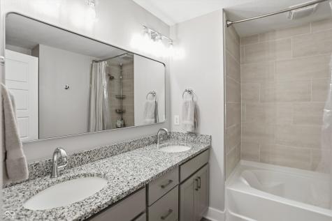 9864 Northern Lights Lane Carmel IN 46280