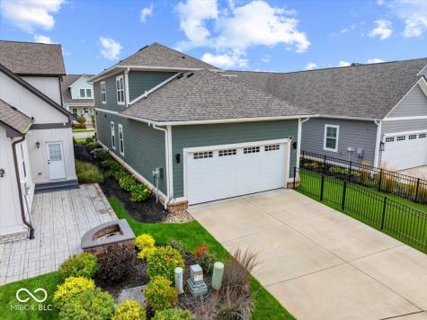 9864 Northern Lights Lane Carmel IN 46280