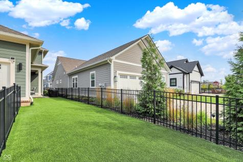 9864 Northern Lights Lane Carmel IN 46280
