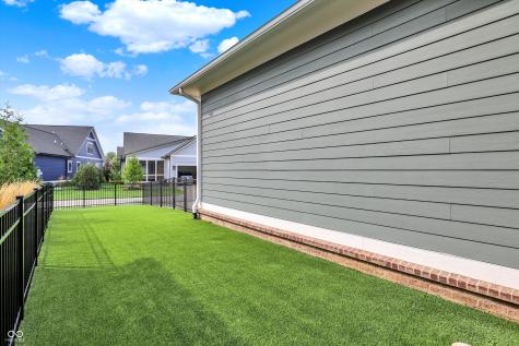 9864 Northern Lights Lane Carmel IN 46280